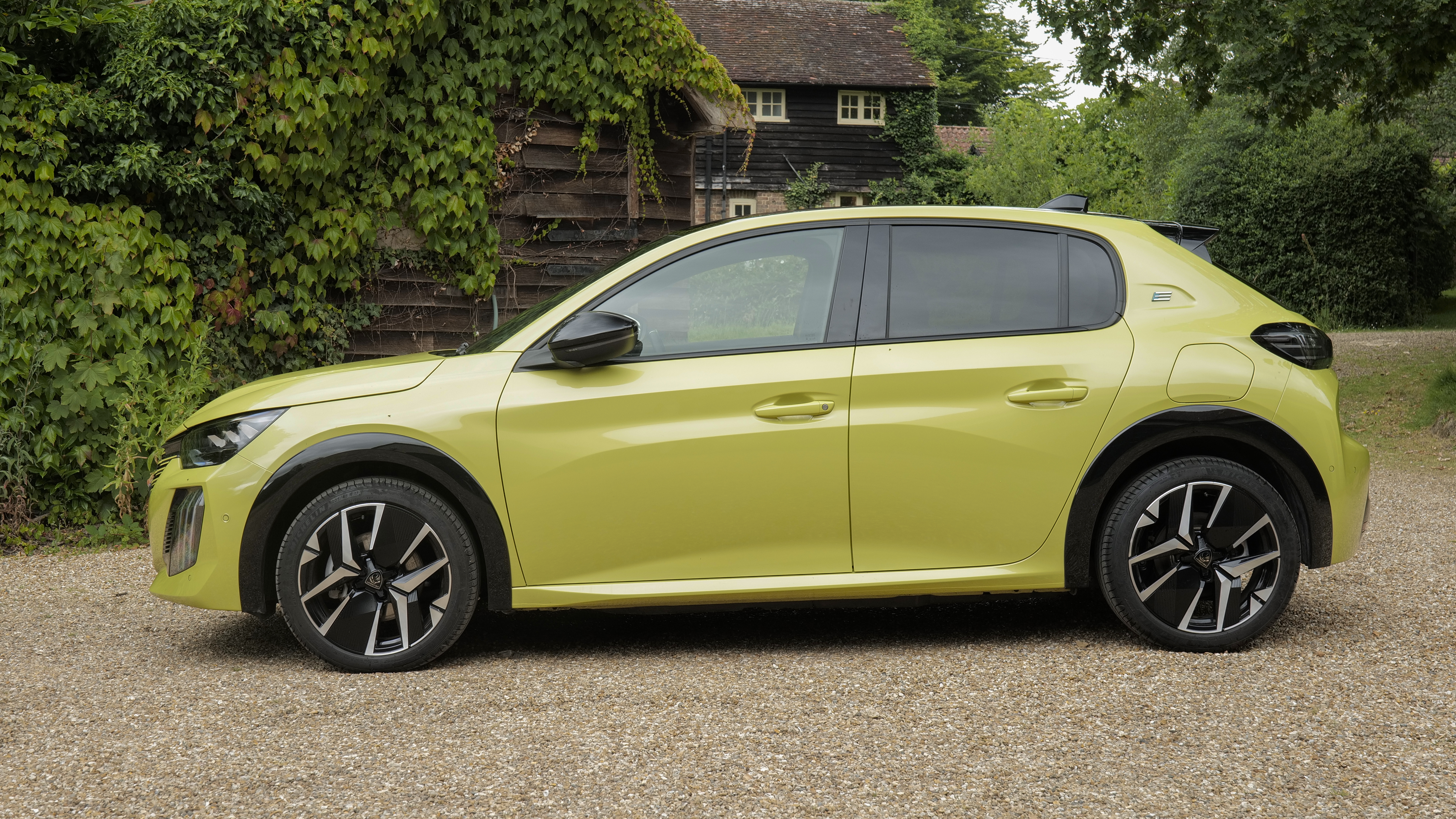 PEUGEOT E-208 ELECTRIC HATCHBACK 100kW Allure 50kWh 5dr Auto